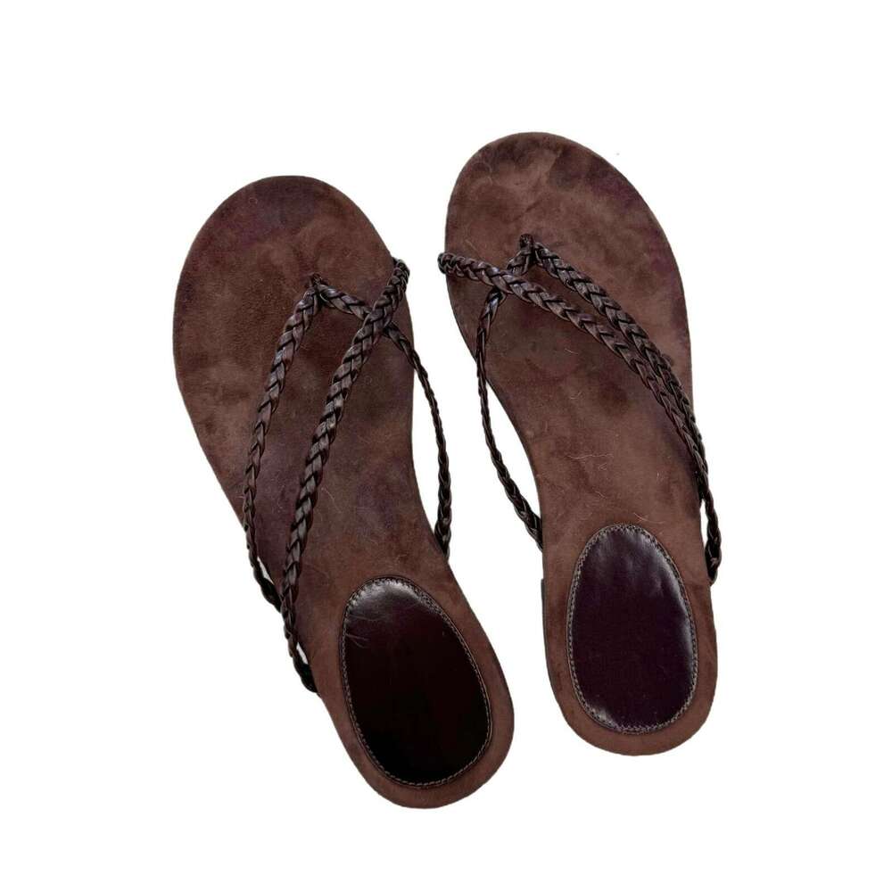 Cowhide Version ~ Korean Style Niche Beach Vacation Flat Toe Clip-On for Women Outdoor Wear 2025 Summer Sandals