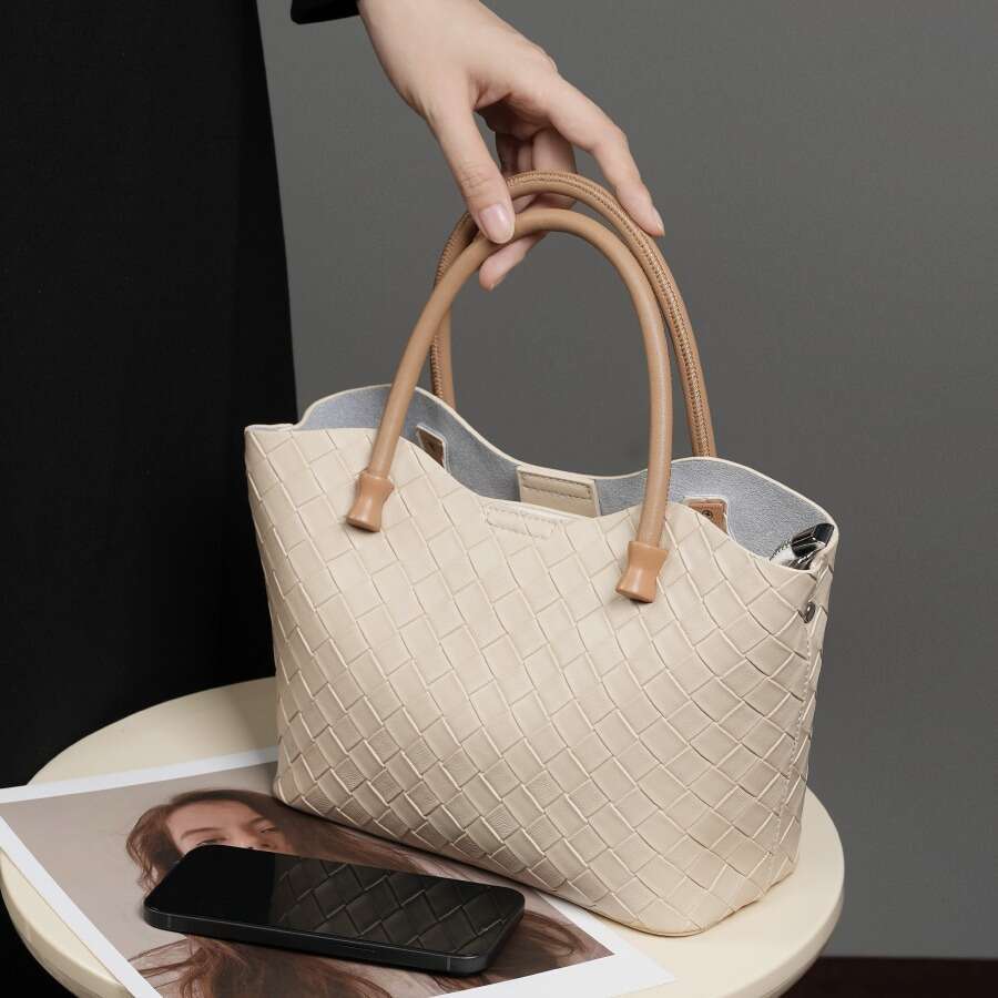 Tote Bag Fashion Crossbody Versatile Trendy Large Capacity Woven Women S New Simple Handheld Genuine Leather Shoulder Bag Shoulder Bag Braided Handbag