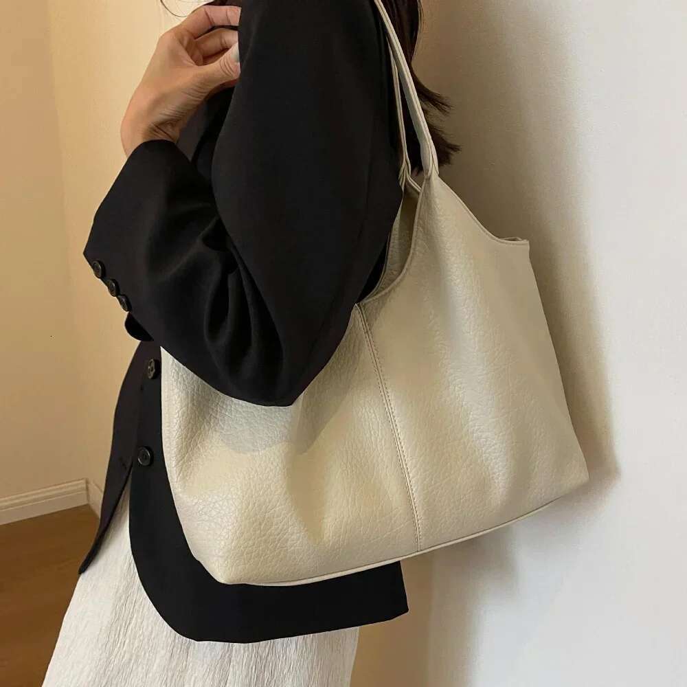 Fashion Retro Leather Tote Bags for Women 2025 Trend Female Simple Large Capacity Shoulder Bag Big Solid Color Handbags Purse