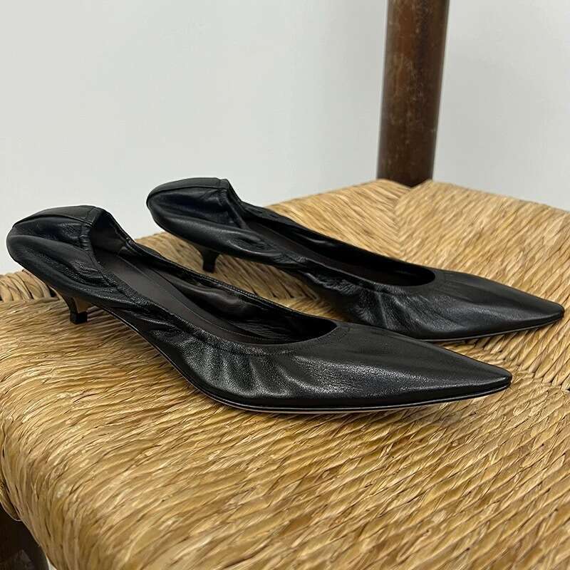 Genuine Leather French Niche High-End Sense Stiletto Pointed Toe Shallow Mouth Single Shoes for Women 2025 Spring New Elegant Cat Heel Loafers