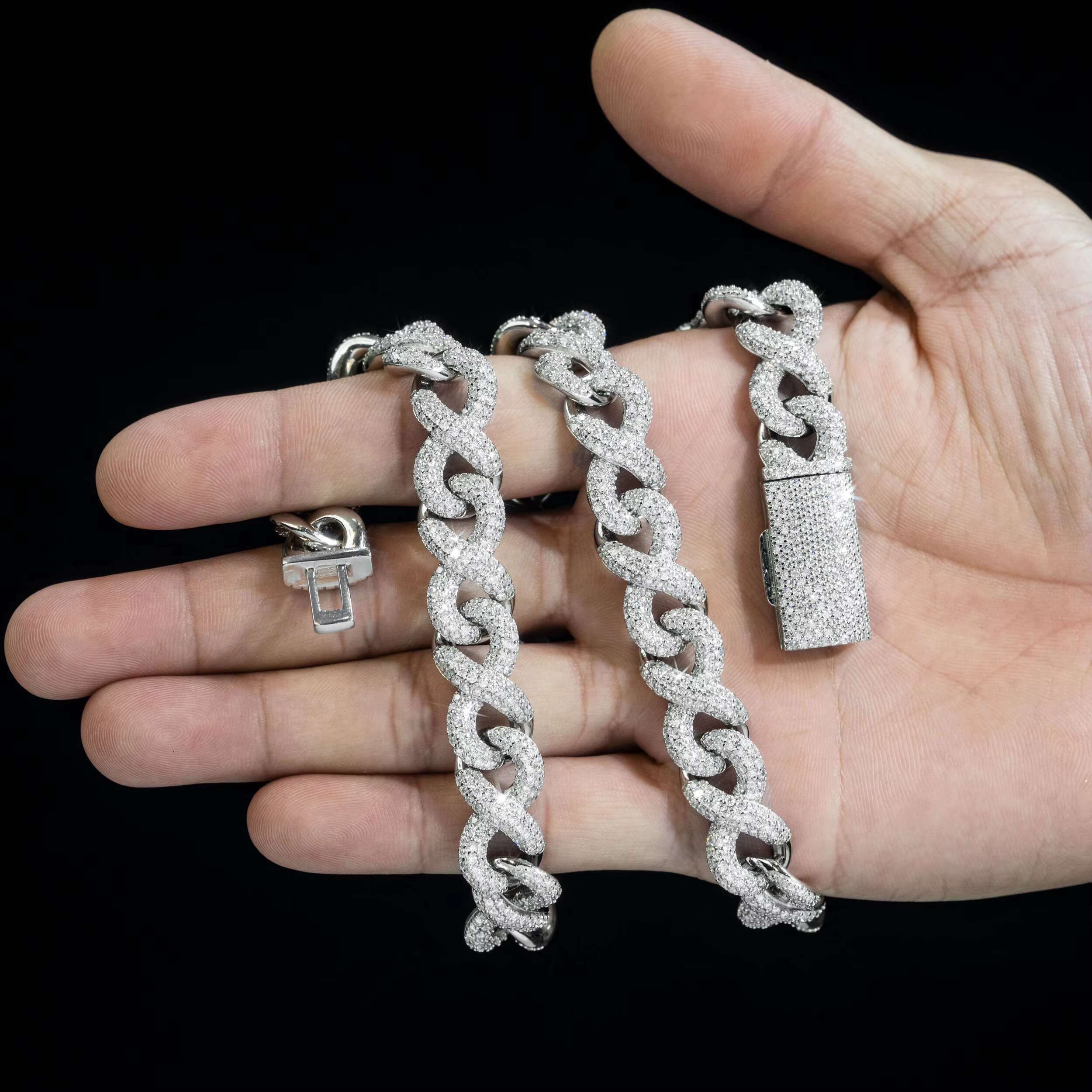 New Design 13mm Luxury Fire Jewelry Pass Diamond Tester 925 Silver Iced Out Hip Hop VVS1 Moissanite Diamond Cuban Link Chain