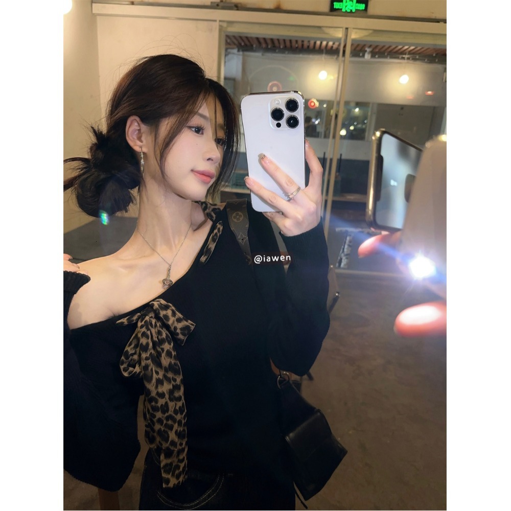 Designer Shirt Leopard Print Lace Up Off Shoulder Shirt For Women Soft And Slim Fit Off Shoulder Top 2025 New Fashion Designer