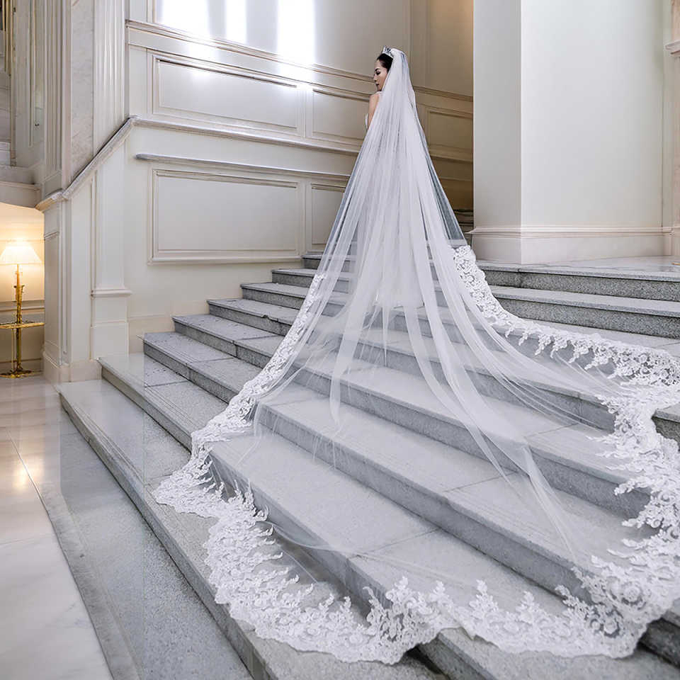 Elegant Wedding Veil White Ivory One Layer Long Cathedral Length Veils Appliques Edge Customized Bridal Accessories