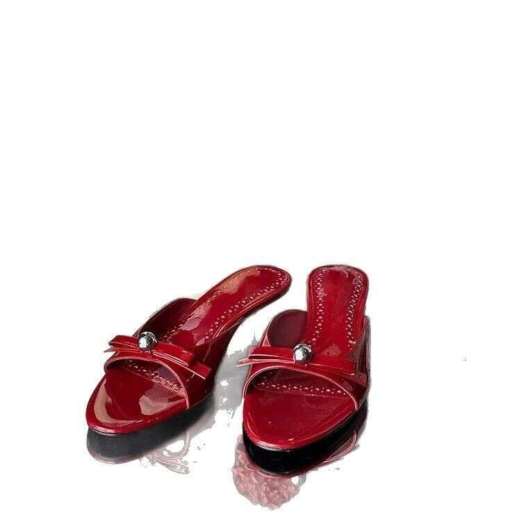 Genuine Patent Leather French Style Elegant Kitten Heel Stiletto Bowknot One-Strap Sandals for Women Outdoor Summer 2025 Slippers