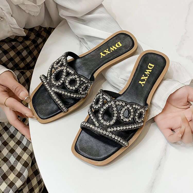 Designer Plus Size Women's Sandals 2025 Solid Color Flat Sandals Casual Square Toe Outdoor Wear Beach Rhinestone Slippers Luxury Shoes Wholesale