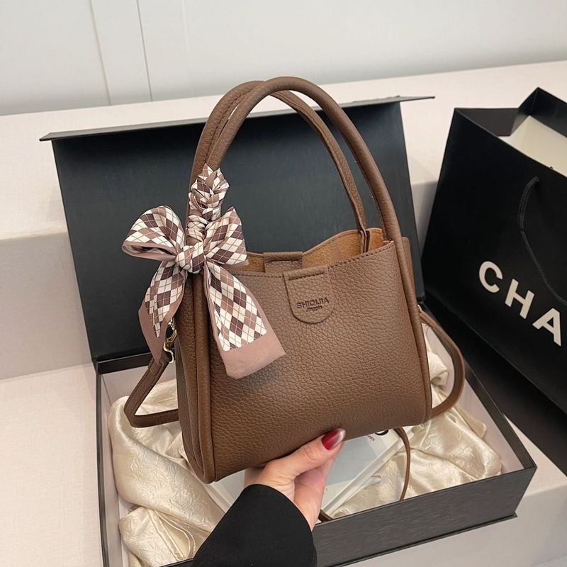 Ladies new texture crossbody bag fashion super soft multifunctional fashionable handbag designer fashion fashionable women s shoulder bag