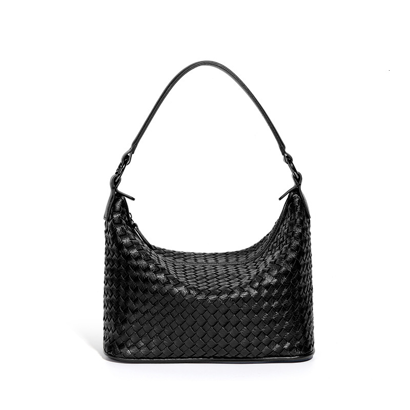 Handwoven Trendy Large Capacity Handbag for Women Simple Shoulder Underarm Fashion Crossbody Bag