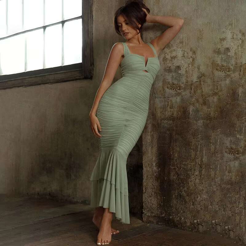DHCollections Women Solid Color Tight Pleated Halter Maxi Dress Sexy Bodycon Summer Evening Wear