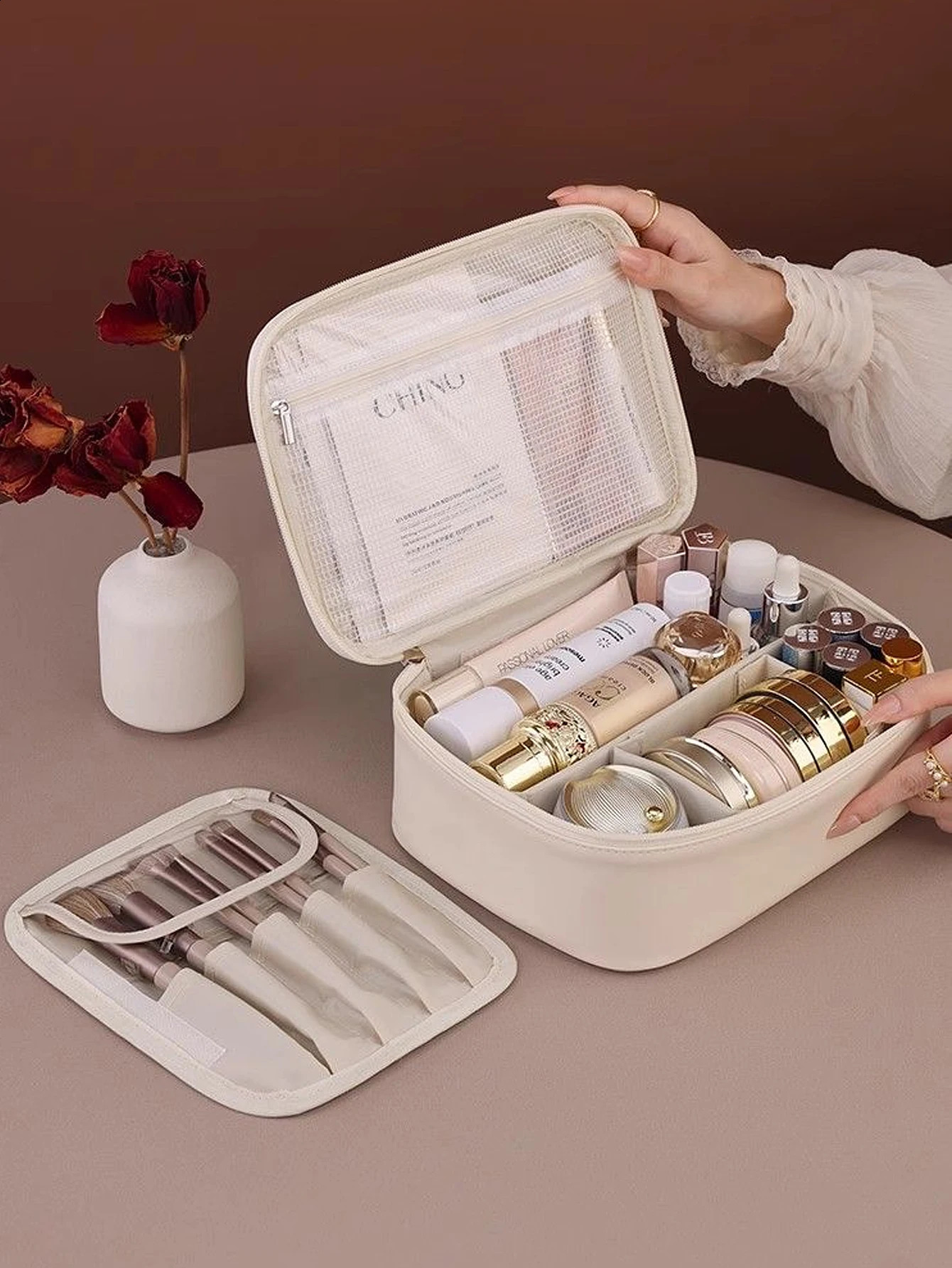 PU leather makeup bag with large capacity portable and highend outdoor feel layered multilayer waterproof case 250528