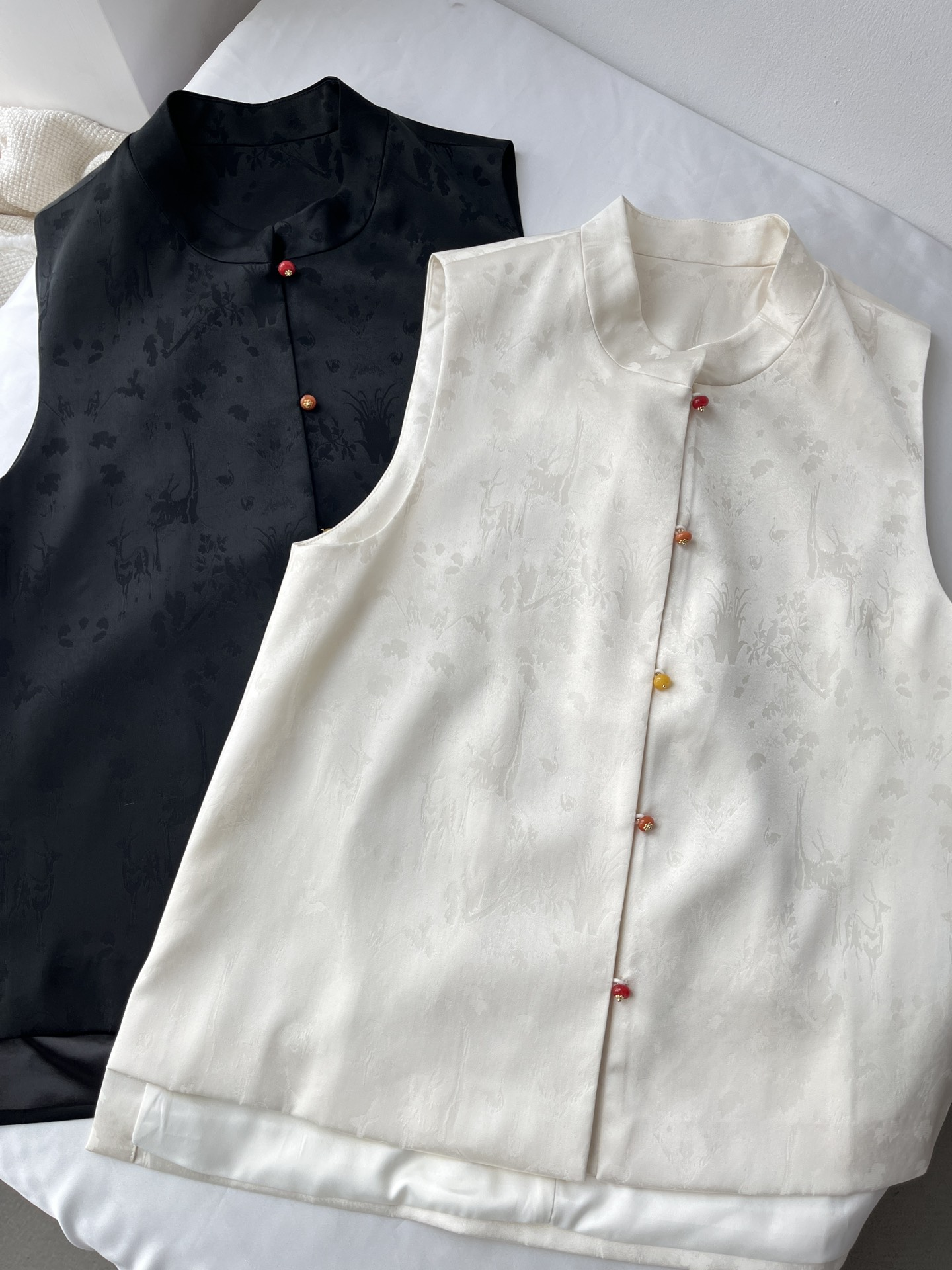 T ROW Designer Vest Top for woman and mens luxury brand running vest homme veste puff