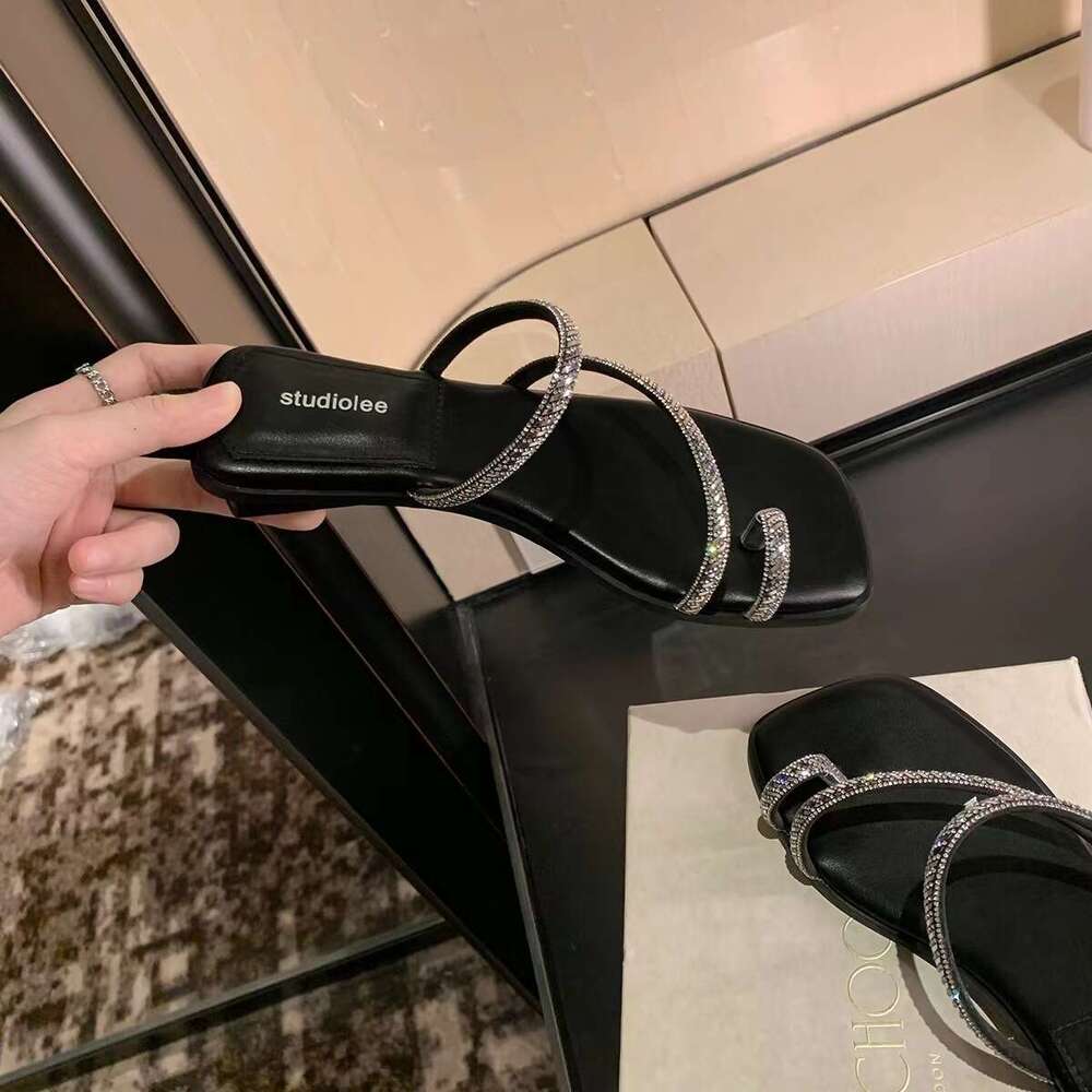 Instant Dispatch Grape Mom Same Style French One-Strap Rhinestone Toe Ring Slippers for Women Summer Outdoor Flat Sandals