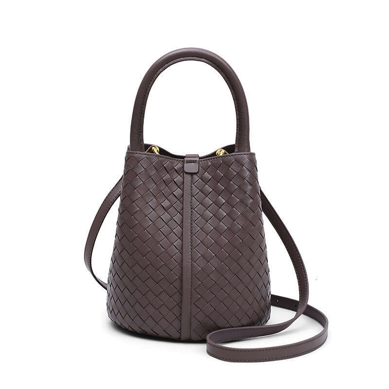 Tote Bag Women S Summer New Crossbody Bucket Genuine Leather Woven Large Capacity Handbag Shoulder Bag Shoulder Bag Braided Handbag