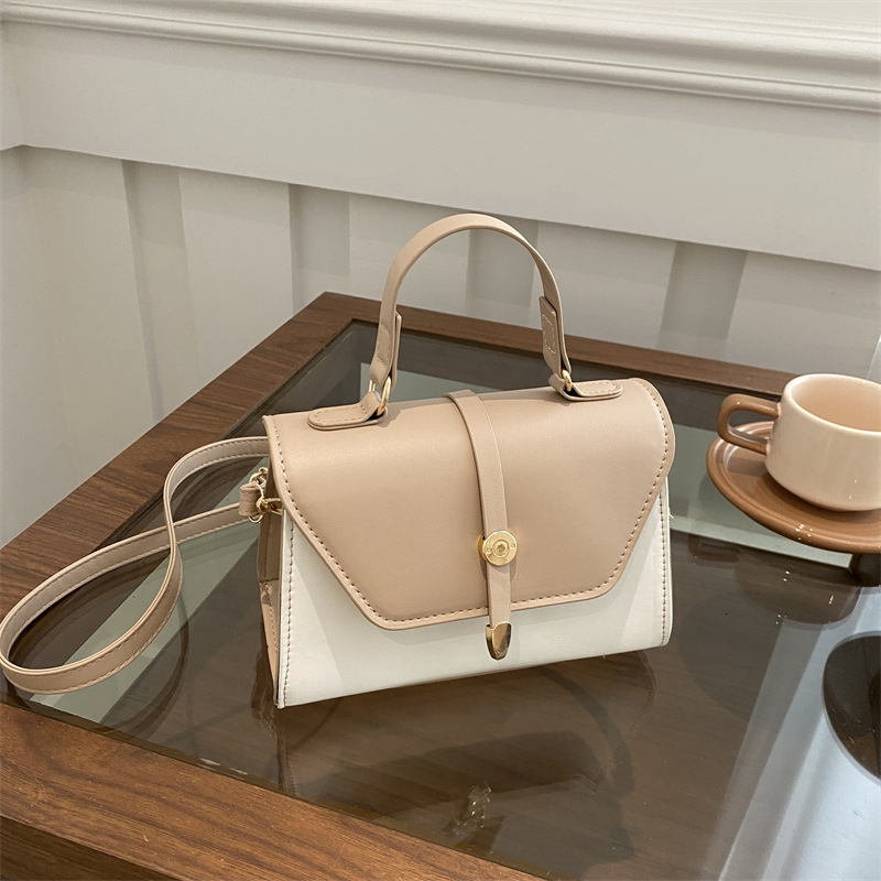 Women s new hot selling fashionable shoulder crossbody bag retro niche multifunctional fashion handbag fashion designer women s shoulder bag