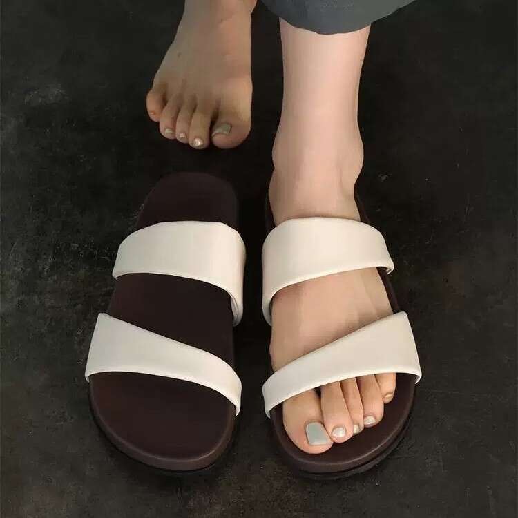 Sheepskin Version ~ Korean Style Round Toe Thick Sole One-Strap Sandals for Women Outdoor Wear 2025 Summer Open-Toe Beach Casual Slippers