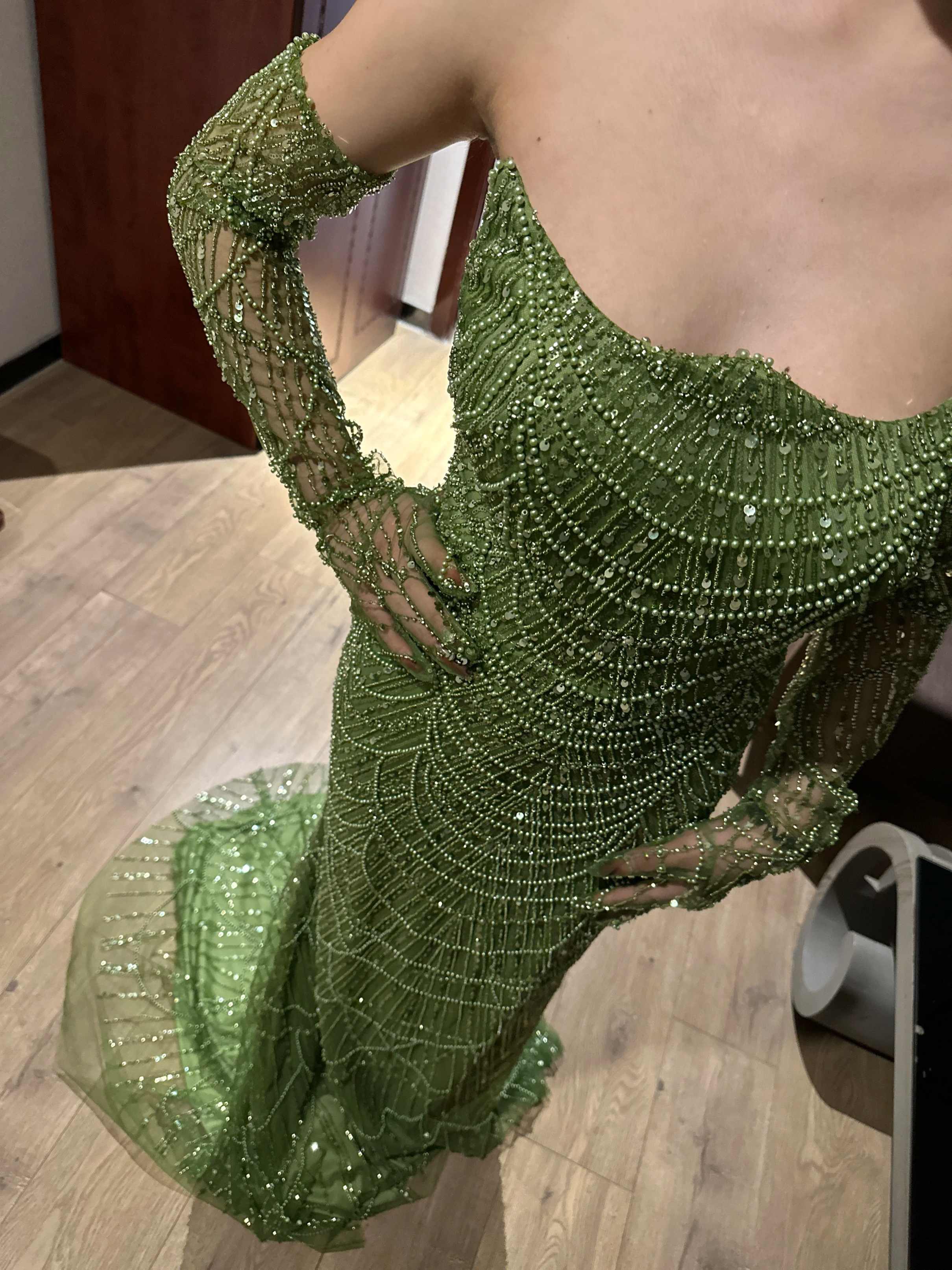 Vintage Evening Dresses For Women Strapless Sleeveless Gown Sequins Beaded Sweep Train Dress Party Customized Dress