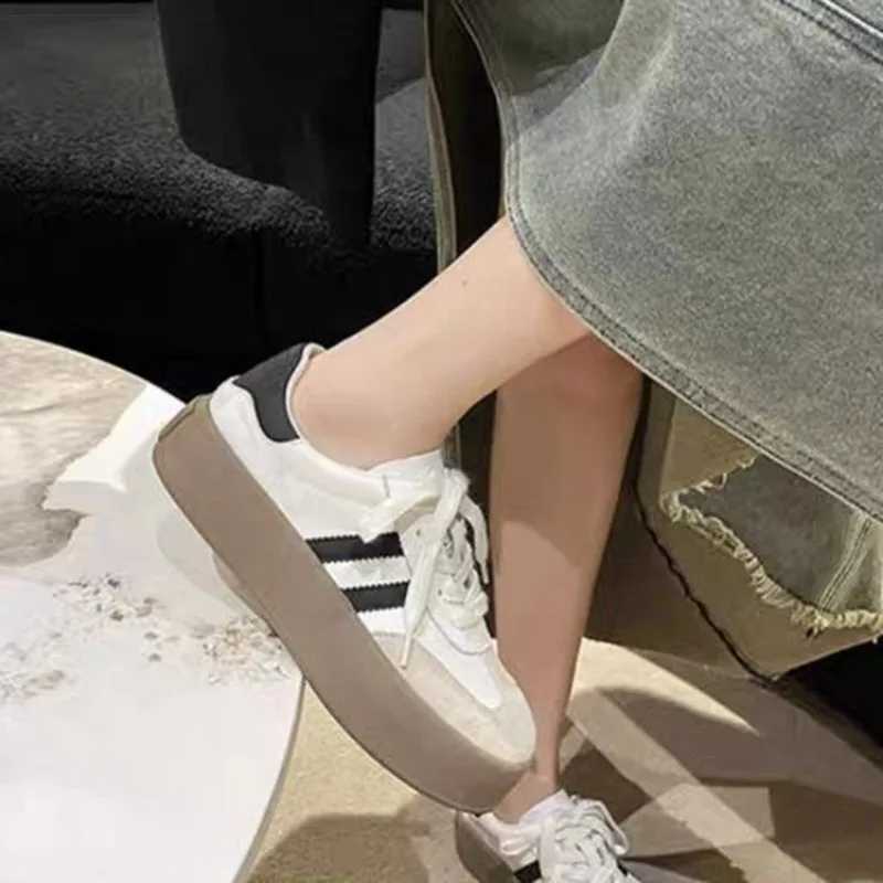 New Design Fashion Casual Shoes Outdoor Lace Up Sneakers for Women Female Comfortable Versatile Sport Shoes Vulcanized Shoes XJ250529