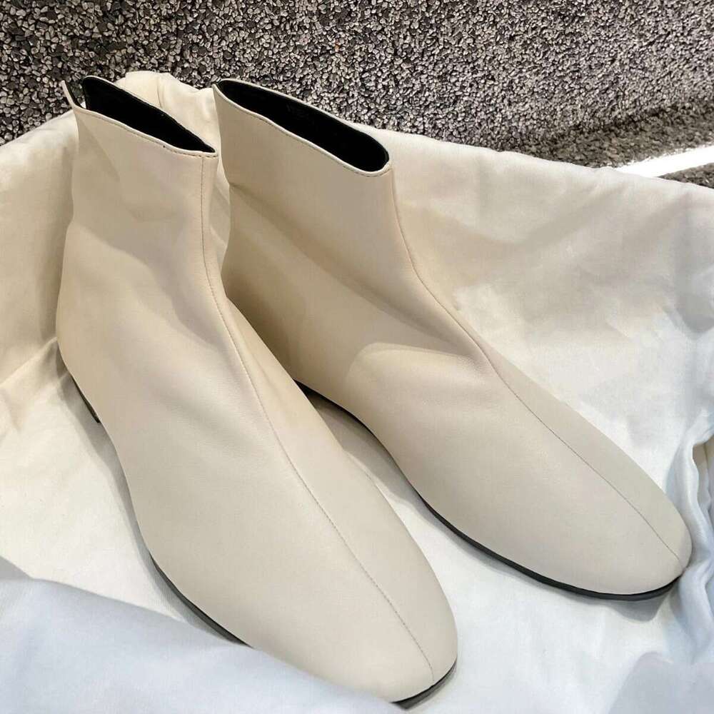 Korean Style Back V-Cut Niche Design Flat White Short Square Toe Martin Women Autumn Winter Chelsea Boots