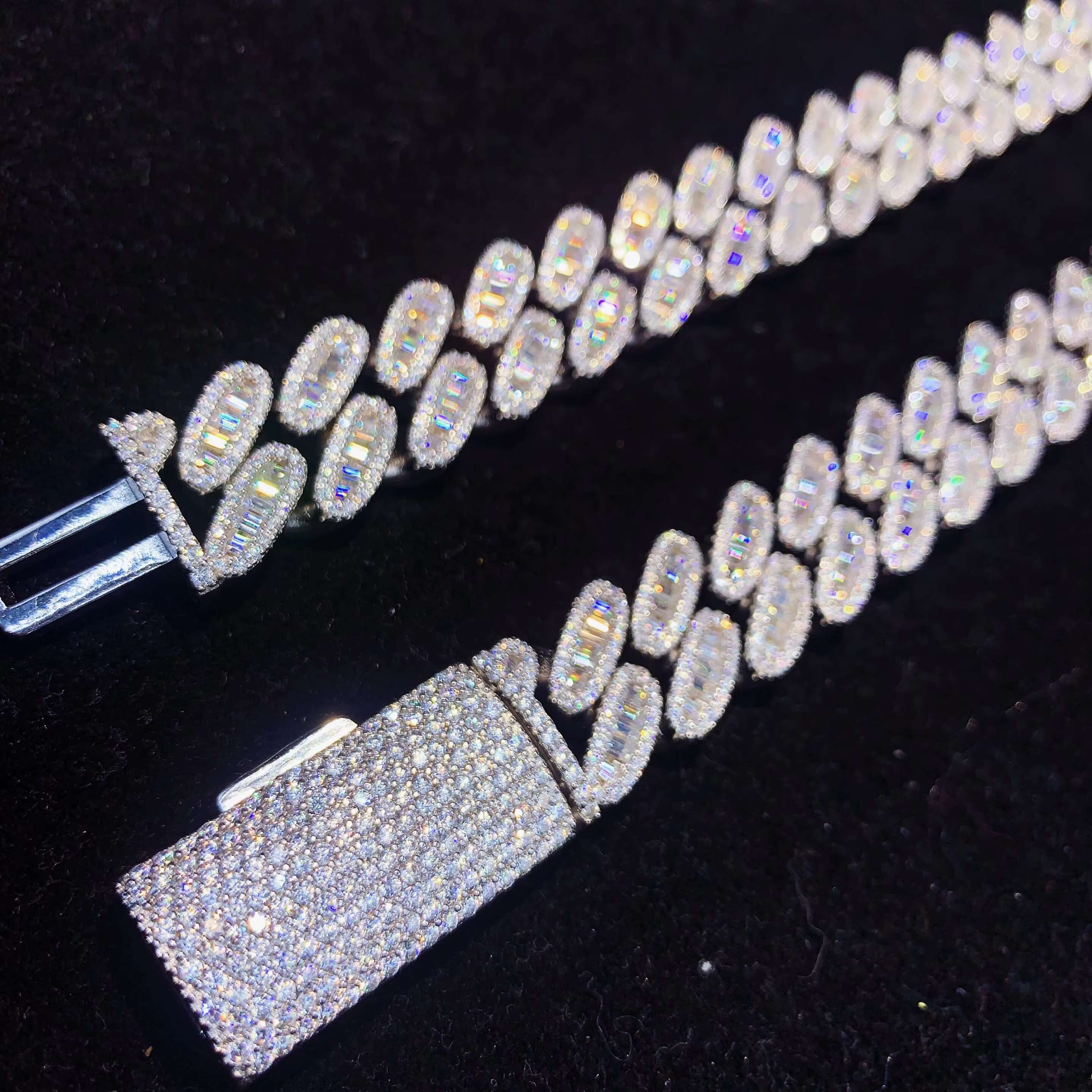 Passed Diamond Tester Heavy Luxury Baguette Diamond VVS Moissanite Cuban Link Chain Rapper Hip Hop Necklace Rock