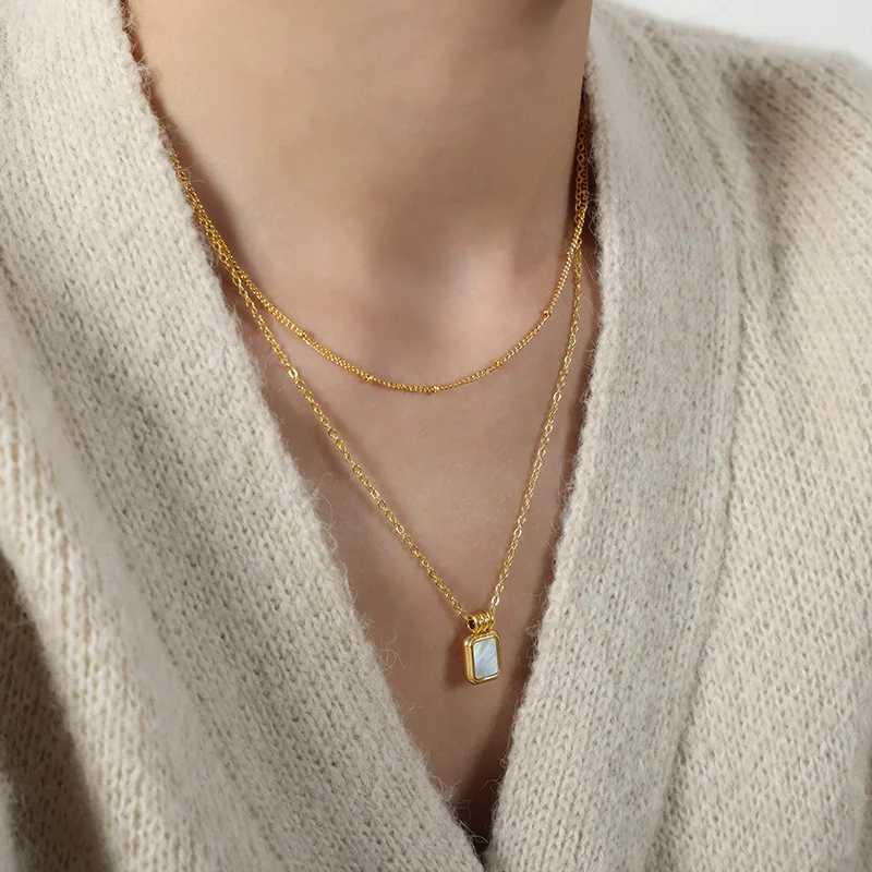 French new retro light luxury niche design white seashell titanium steel gold-plated pendant collarbone chain necklace jewelry XJ250528