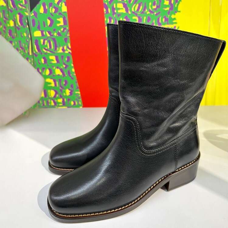 Korean Style Niche Simple Small Slanted Mouth Chelsea Mid-Calf Short Women Autumn Winter Thick Heel Martin Smoke Tube Boots