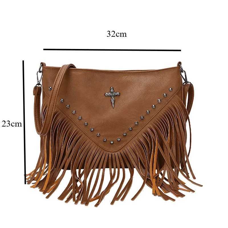 Womens Fashion Rivet Shoulder Bag Trendy and Versatile Crossbody Bag Armpit Bag Purses and Handbags PU Square Cosmetic Bag XJ2520528