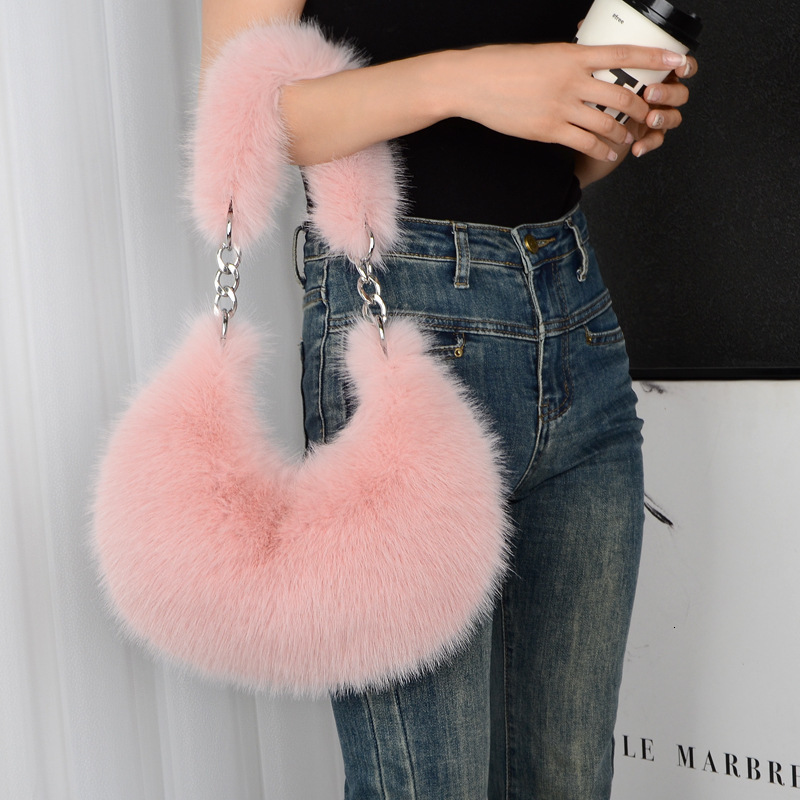 Autumn and winter women s fur plush trend chain Korean style niche multifunctional zipper large capacity crossbody trend bag designer women s shoulder