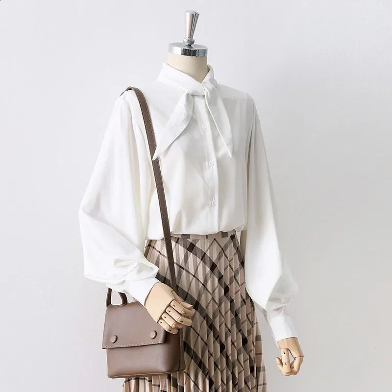 Women Blouses Collar Shirt Long-sleeve Korean Vintage Loose Lantern Sleeve Top Blusas Mujer De Moda 250527