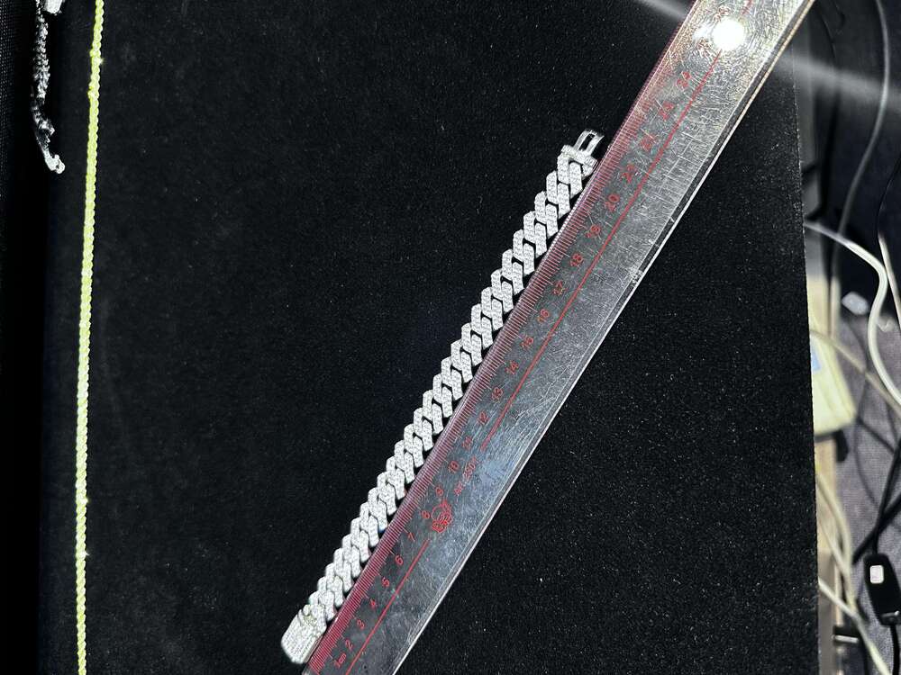 18mm Customizable Double Row Cuban Link Chain Hip Hop Mens Rapper Diamond Pendant Necklace VVS Moissanite Available 18MM