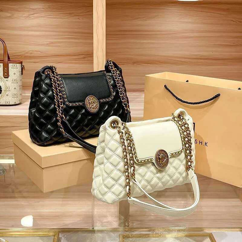 Brand Genuine Leather Chain For Women In 2025, New Designer With A Sense Of , Large Capacity Underarm Shoulder Bag