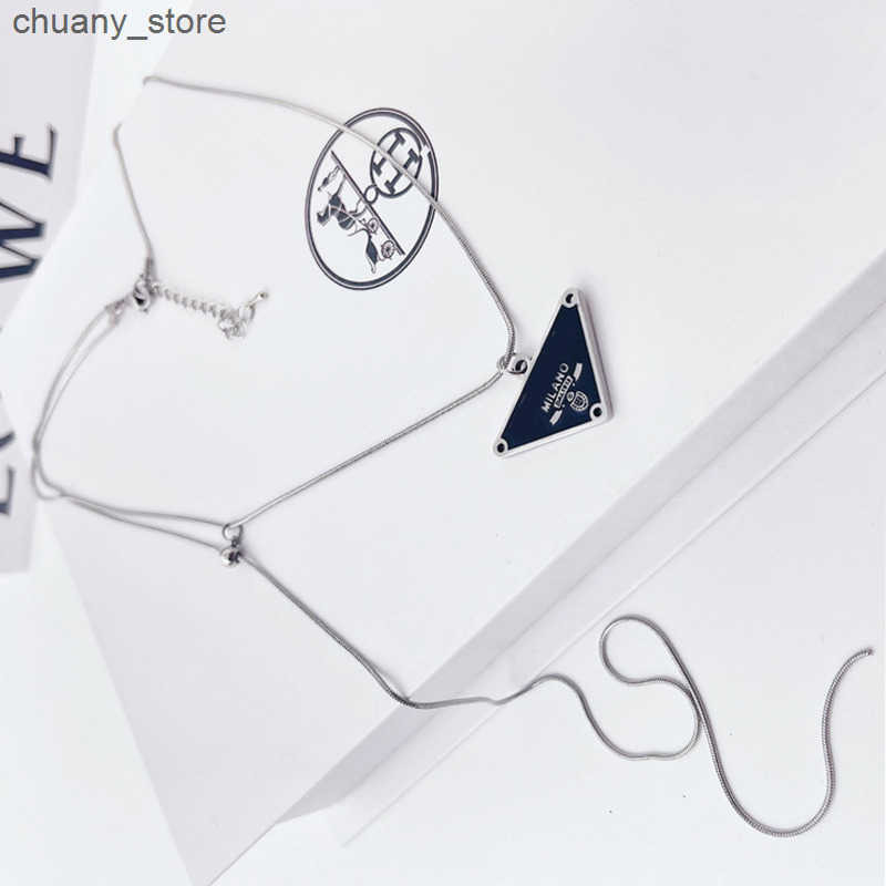 Titanium Steel Triangle Letter Necklace Cute Letter Clavicle Chain Necklace for Gift Party Fashion Jewelry z250530OW80