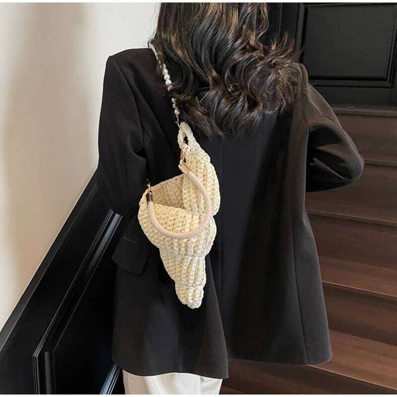 Hand-Woven High Quality Conch Pearl Chain Women Seaside Holiday Creative Shoulder Cute Shell Brand Crossbody Bag