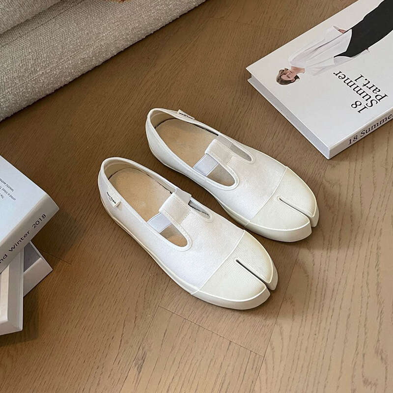 Genuine Leather Korean Style Niche Pig Trotter Split Toe Canvas for Women, White Thick Sole Flat Elastic Mary Jane Shoes