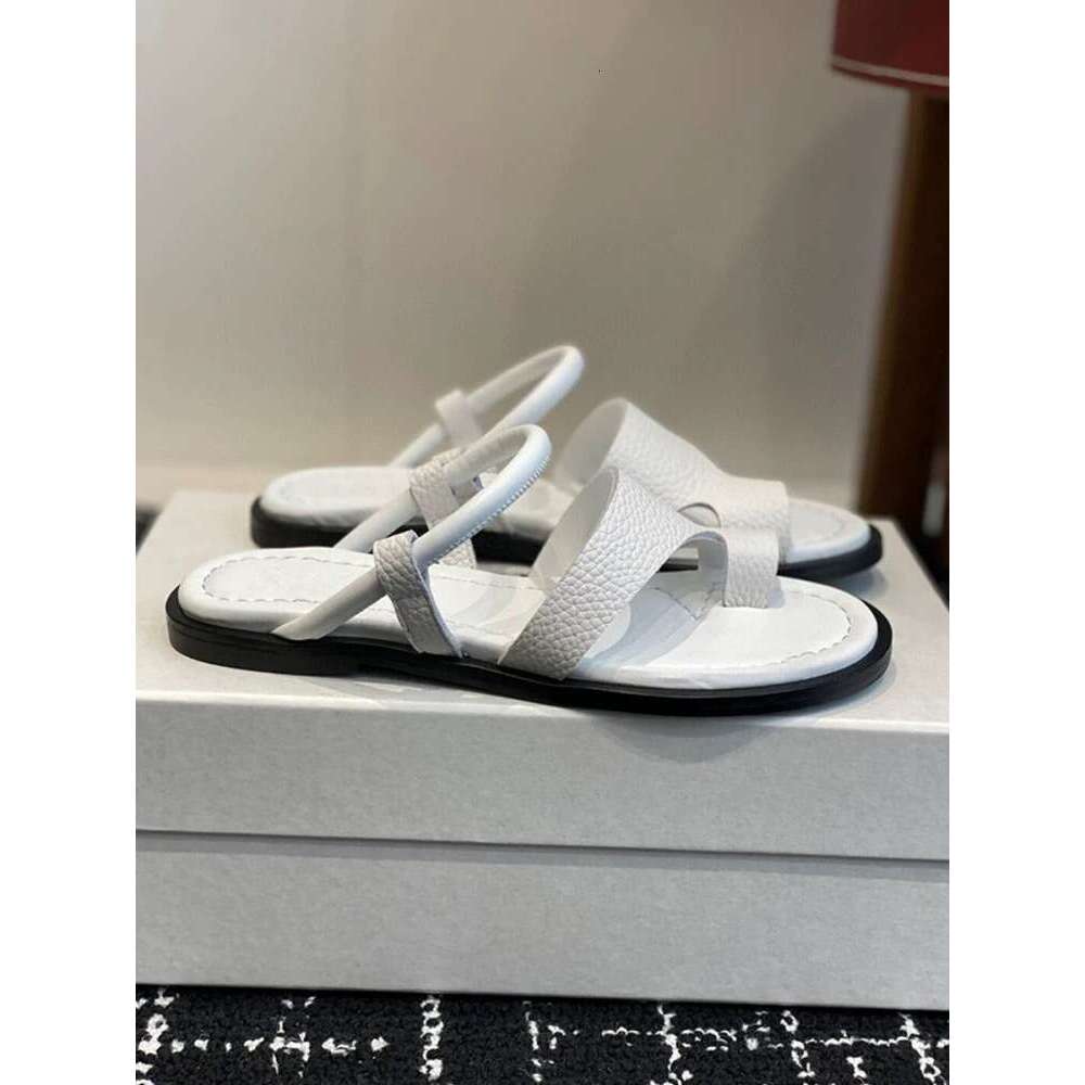 Cowhide Version ~ Niche Flat Toe Post Beach Roman Women 2025 Summer New Clip-On Sandals for Outdoor Wear