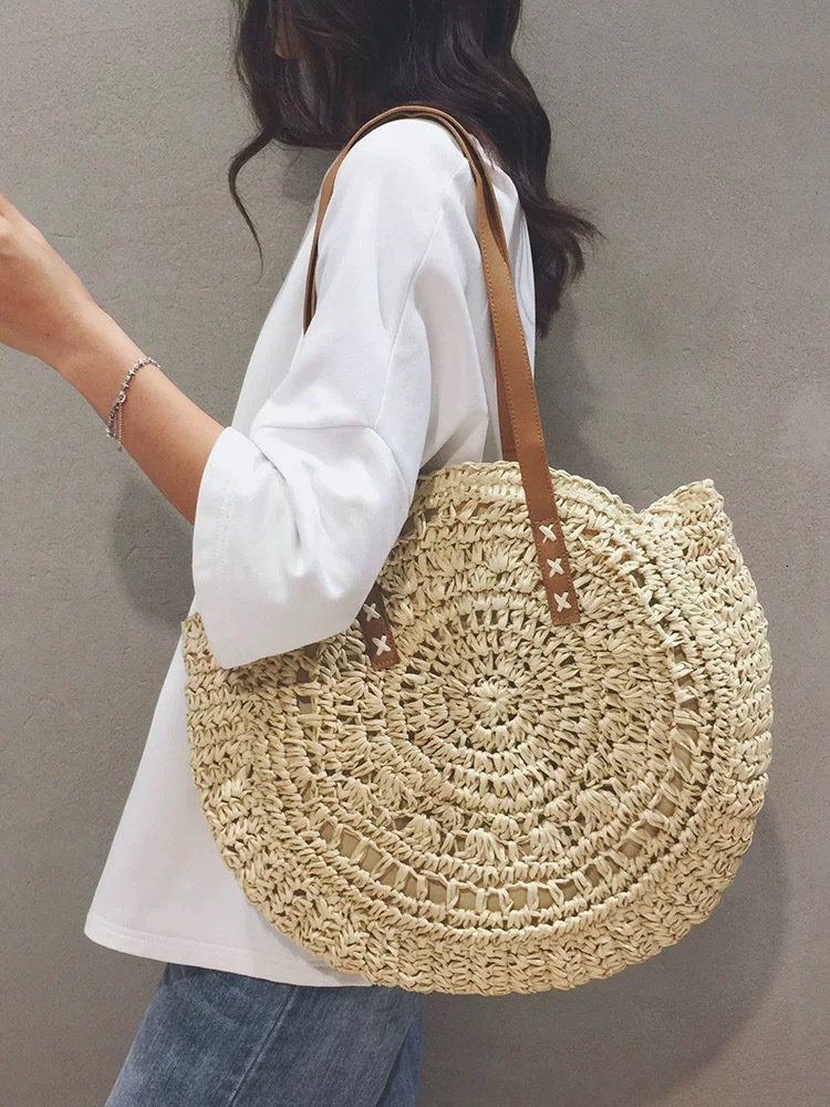 designer bag Fashion round straw woven large capacity for women 2025 new vacation beach shoulder tote bag