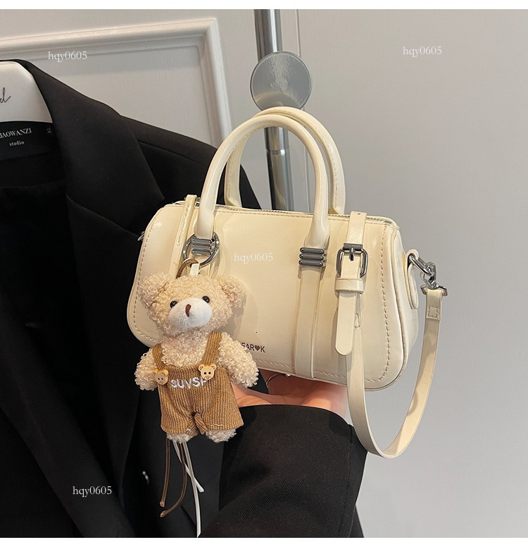 Top quality Brand High Quality New Style Free Delivery Designer Bag High-End Oil Wax Leather Small Square for Women 2025 Spring Summer Retro Handbag L