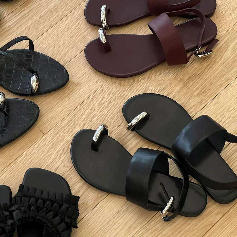 Cowhide Version ~ Korean Niche Metal Toe Strap for Women 2025 Summer New Beach Flat Sandals