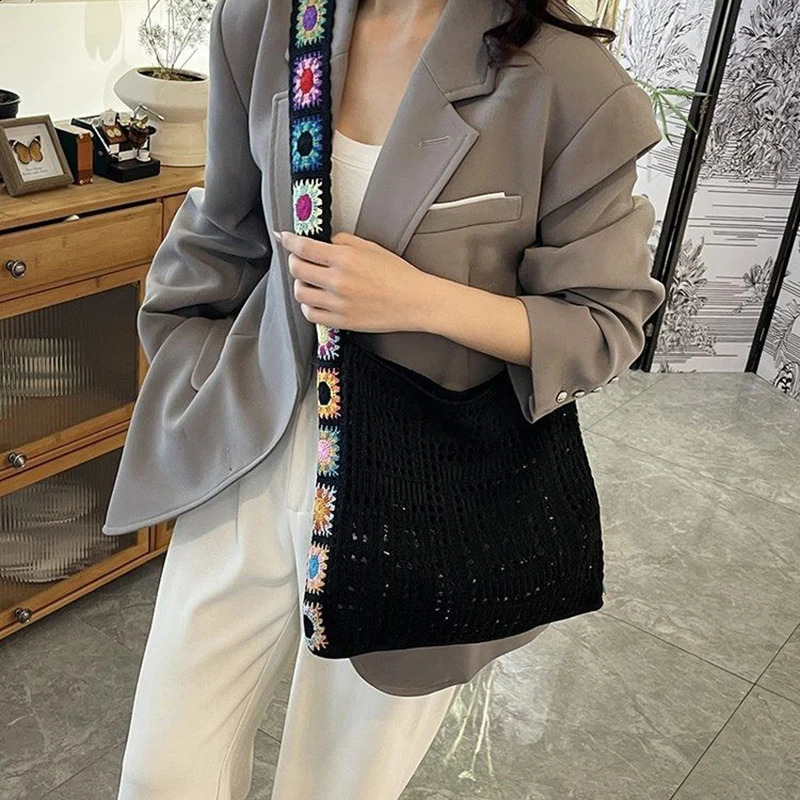 Large Capacity Boho Tote Bag Trendy Floral Crochet Handbag Vintage Multicolor Cut-out Knitted Handbag Fashionable Hollow out 250523