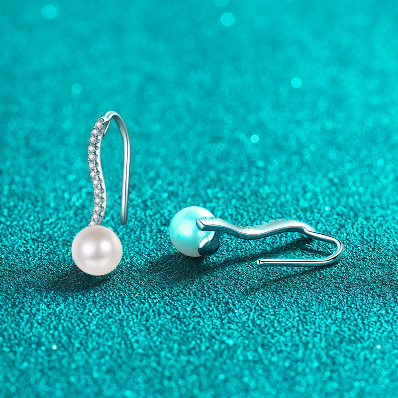Luxury Women's Wavy Patterned S925 Silver Earrings Featuring Real Moissanites and Cultured Pearls