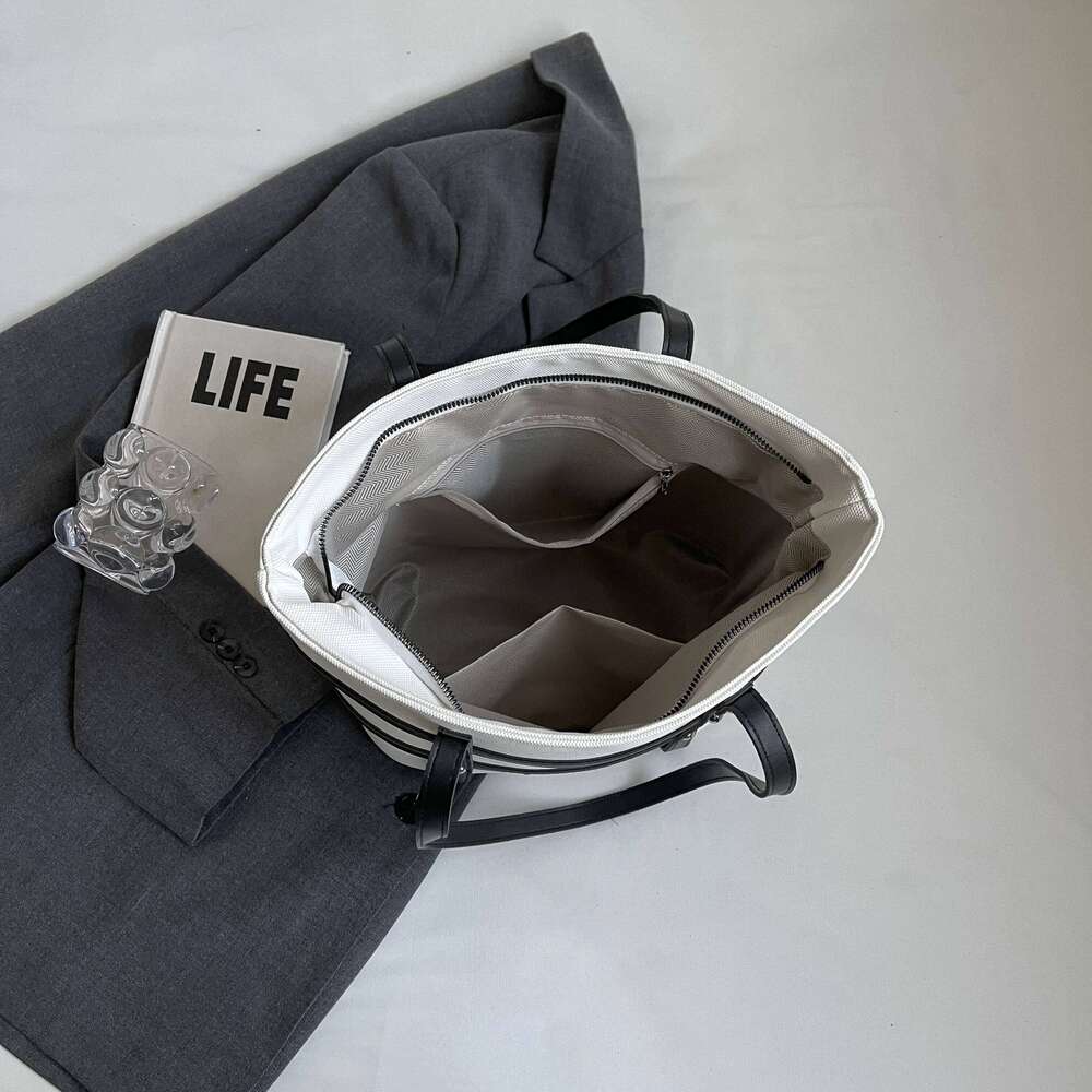 Hot Selling Ladies' Casual Shoulder Tote Bag With Large Capacity New Texture Versatile Handbag Designer Bags