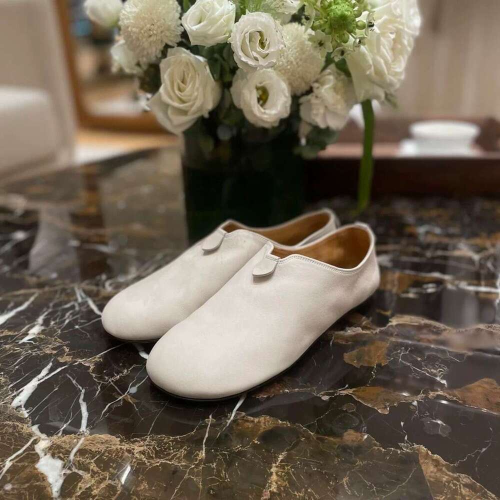 French Style Niche White Flat Soft Deep Mouth Casual Loafers for Women Spring Autumn Winter Fashion Round Toe Leather Single Shoes