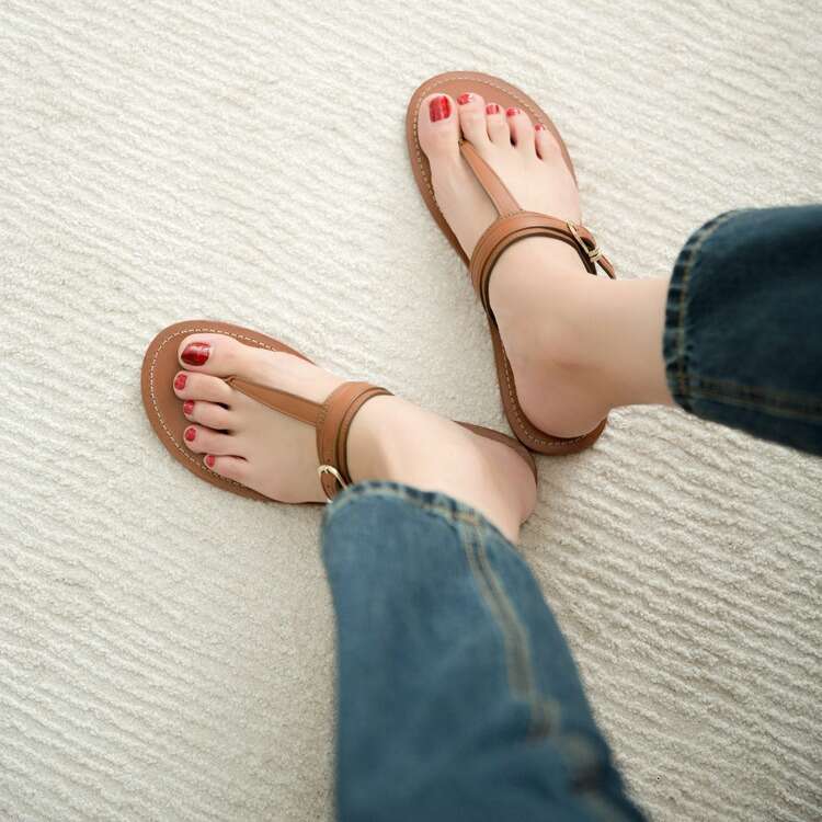 Genuine Leather Korean Style Post for Women, Summer New Beach Vacation Flat Open Toe Roman Sandals
