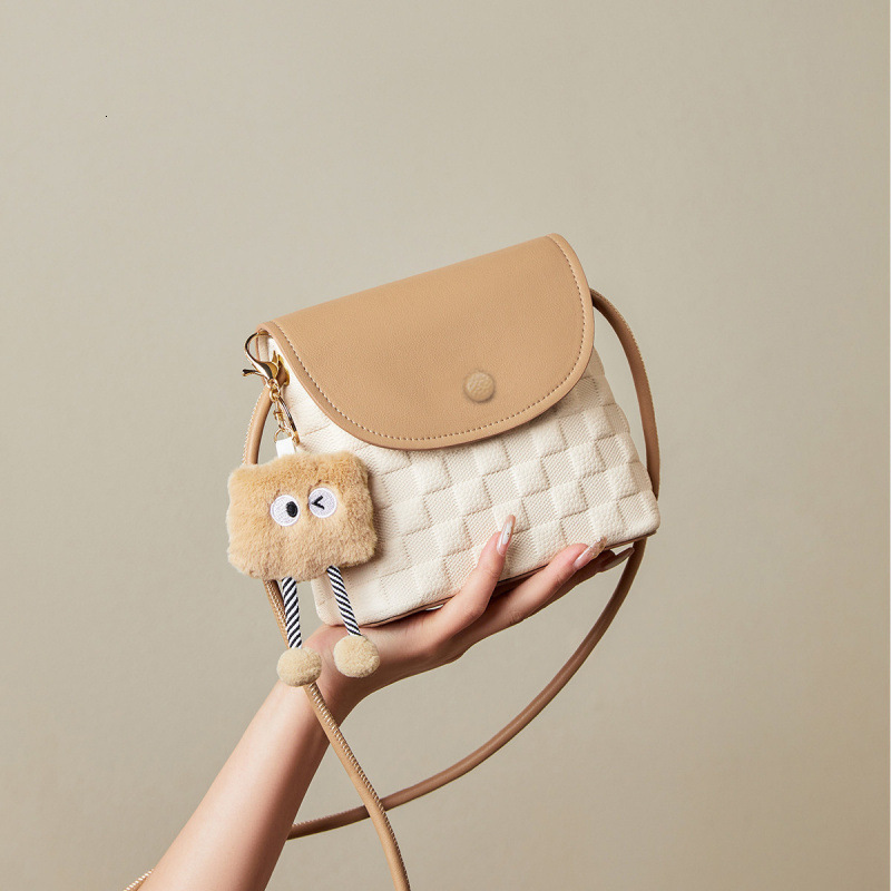 Women's Handbag Free Shipping Designer Bag Casual Fashion Bucket Bag New Popular Versatile Crossbody Bag Grid Commuting Small Square Bag