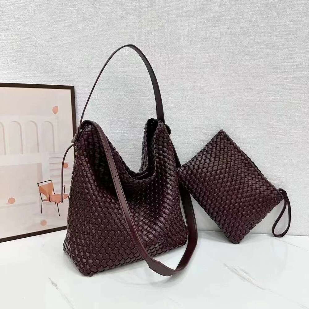 Tote Bag High End Niche Design Handwoven Genuine Leather Tote Underarm New Large Capacity Bucket Bag Trendy Shoulder Bag Braided Handbag