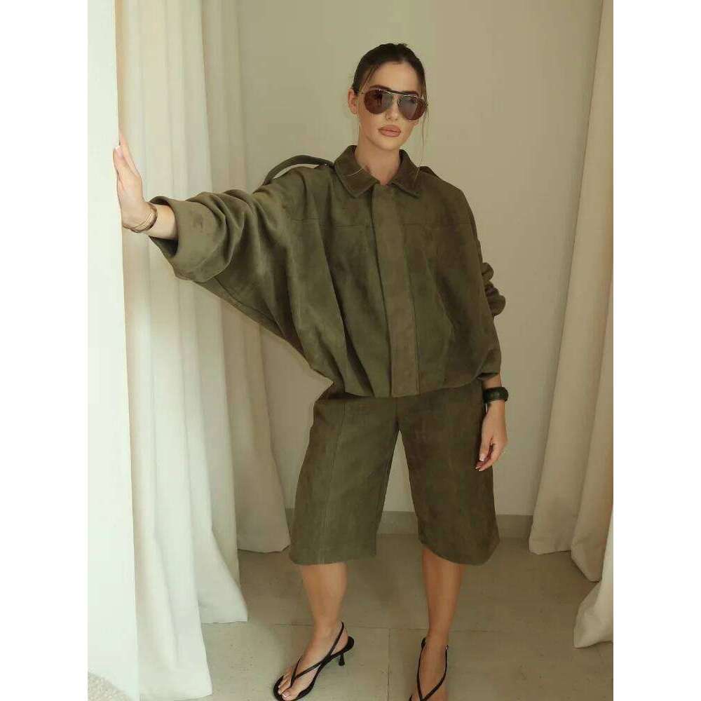 Fashion Women Green Suede Jacket 2025 New Spring Lapel Long Sleeve Zipper Oversize Bomber Coat Chic Female High Street Outerwear