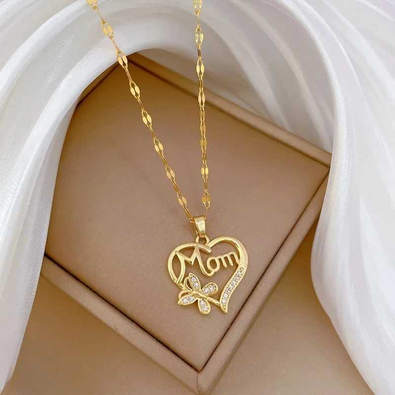 Fashion Heart Butterfly Mom Zircon Pendant Necklaces for Women Stainless Steel Jewelry Accessories Mothers Day Gifts for Lover XJ250528