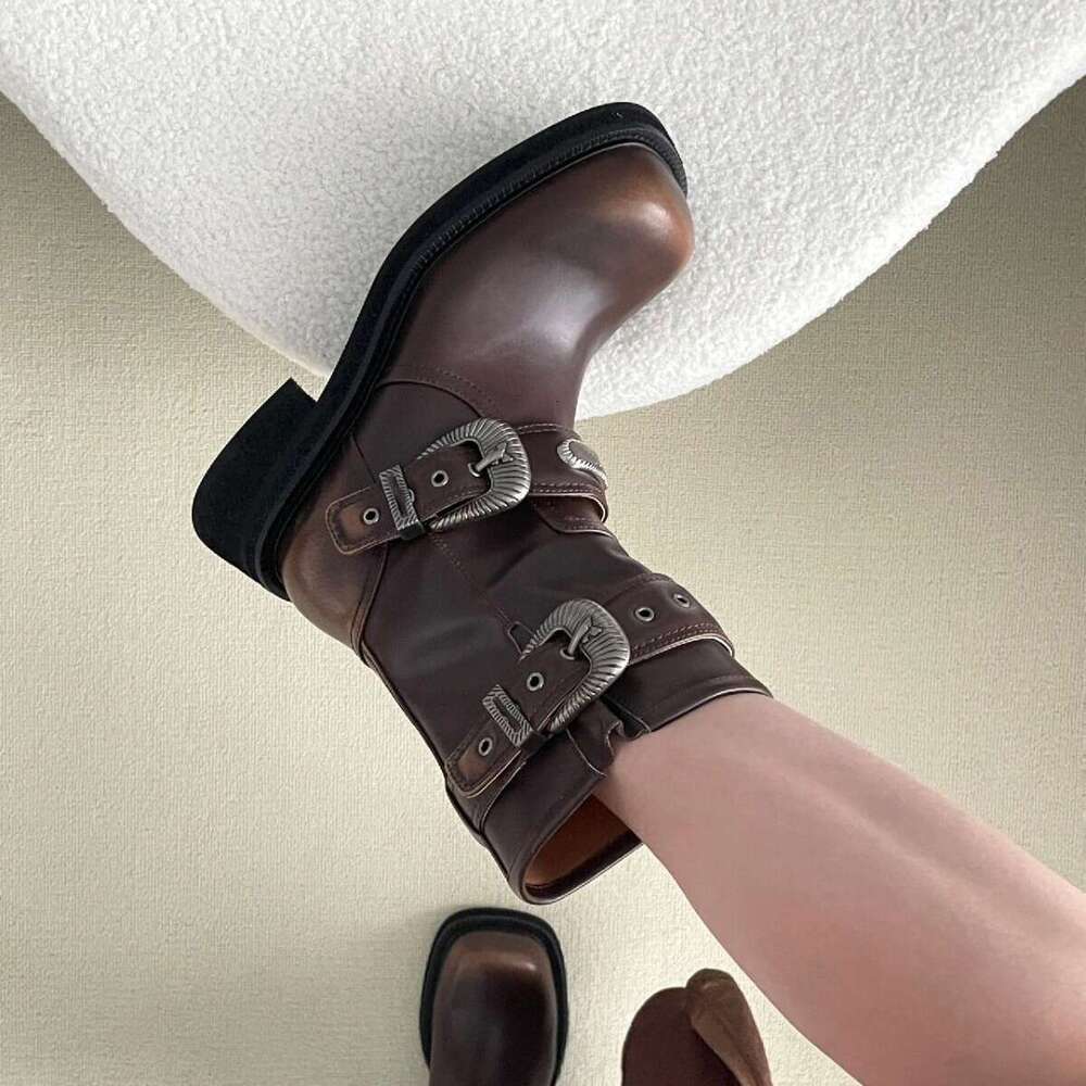 Milad Style Tube Riding Boots, Distressed Martin for Women, Autumn and Winter Thick Sole Chunky Heel Belt Buckle Short Boots