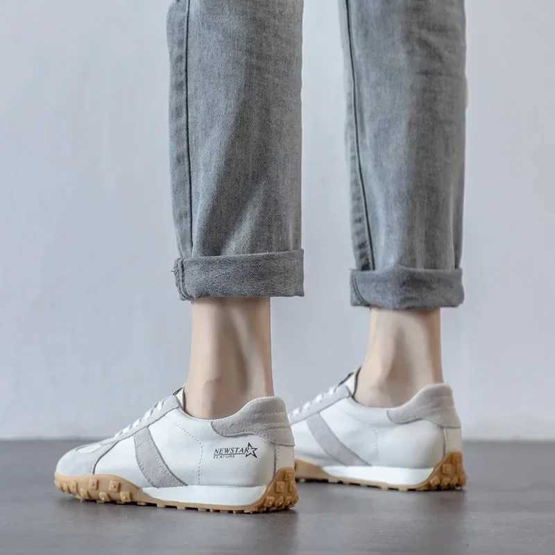 Women Soft Leather Shoes Comfortable Breathable Casual Sneaker 2025 Korean New Lace Up Non-slip Flat Sports Shoes Running Shoes XJ250529