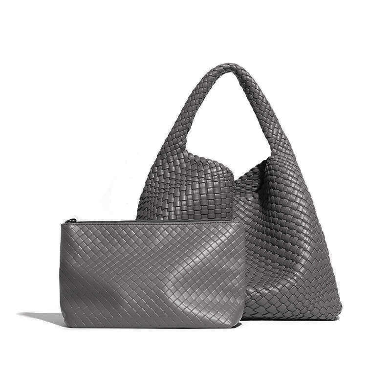 Tote Bag Handmade Woven Women S Large Capacity Shoulder Tote Fashion Versatile Japanese And Korean Style Underarm Bag Shoulder Bag Braided Handbag