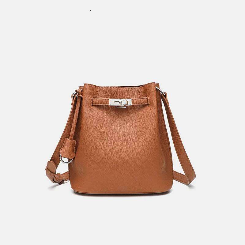 2025 New Bucket Bag Casual Vertical Horseshoe Shoulder Crossbody Handbag for Women