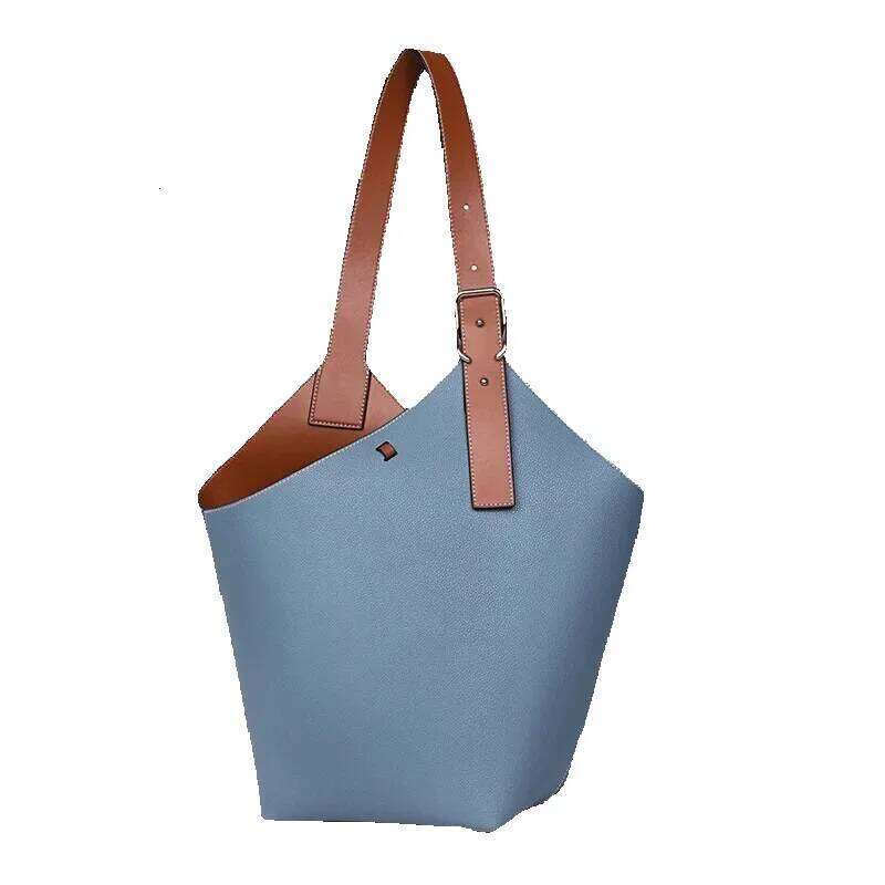 Designer Luxury Free Gift 2022 Trend Women Brand Shoulder Bags 100% Genuine Leather Female Fashion Designer Shopper Tote Handbags Bucket Purses